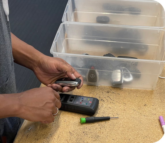 Signal testing electronics